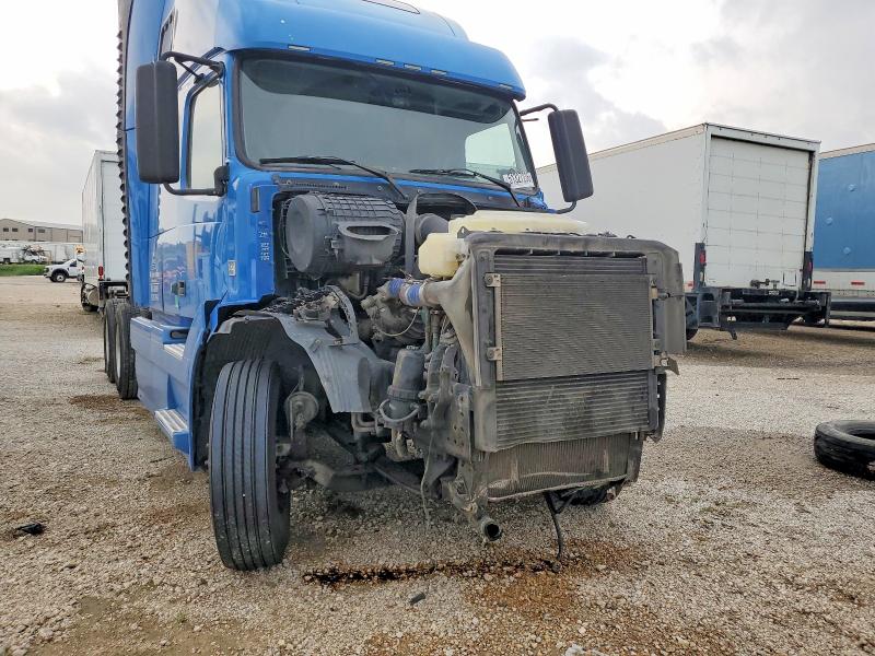 2009 Volvo Vnl VIN 4V4NC9EJ99N281657 COPART salvage auction — FRONT END, Tx - Salvage Vehicle Title, sold $1,650 on 2026-07-09 (photo 9)