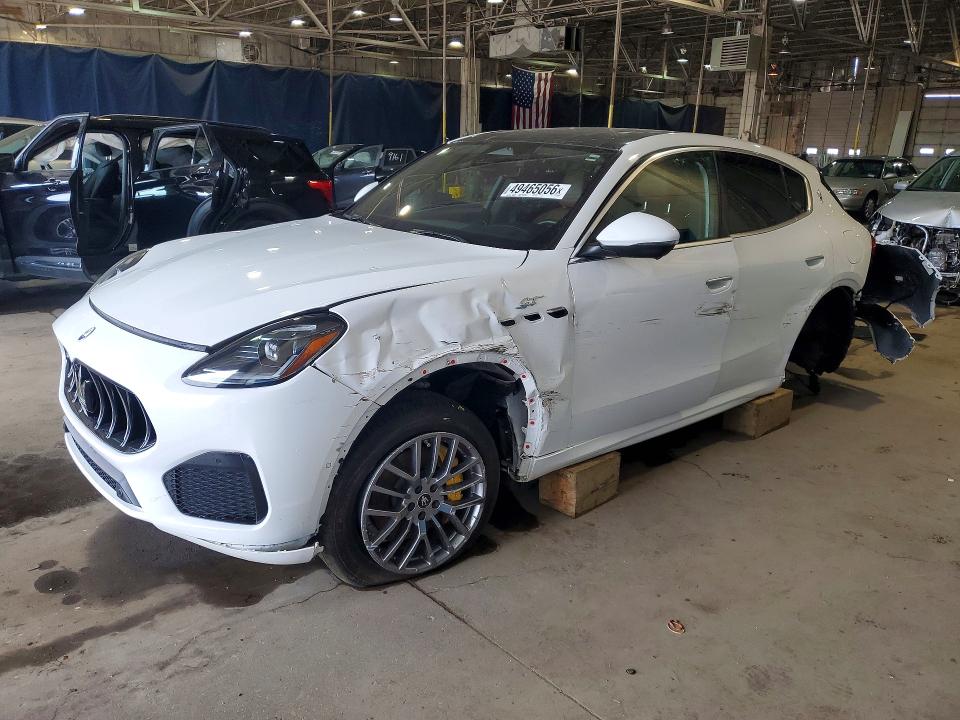 2023 Maserati Grecale VIN ZN682AVA3P7434109 COPART salvage auction — REAR END, Mi - Scrap Certificate Of Title, sold $10,300 on 2026-07-14 (photo 1)