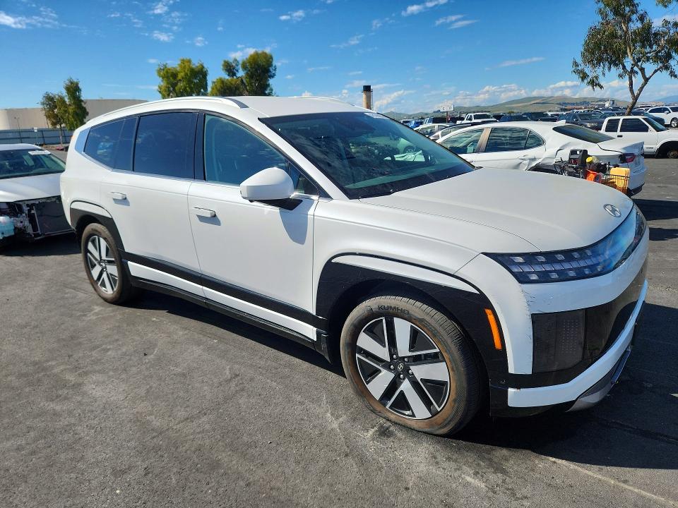 2026 Hyundai Ioniq 9 VIN 7YAMUFS37TY006540 COPART salvage auction — REAR END, Salvage Title, sold $14,600 on 2026-07-15 (photo 4)