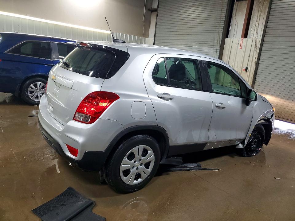 2018 Chevrolet Trax VIN KL7CJKSB7JB602644 COPART salvage auction — SIDE, Il - Salvage Certificate, sold $1,100 on 2026-07-09 (photo 3)