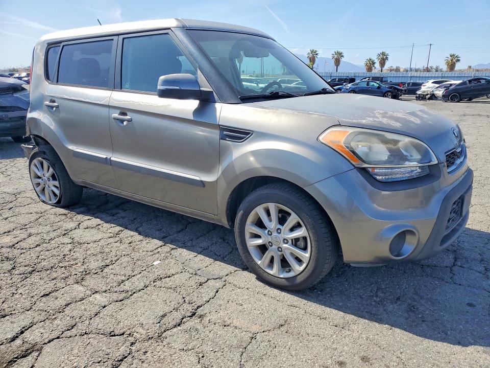 2013 Kia Soul VIN KNDJT2A61D7609928 COPART salvage auction — REAR END, Ca - Salvage Certificate, sold $1,100 on 2026-07-02 (photo 4)