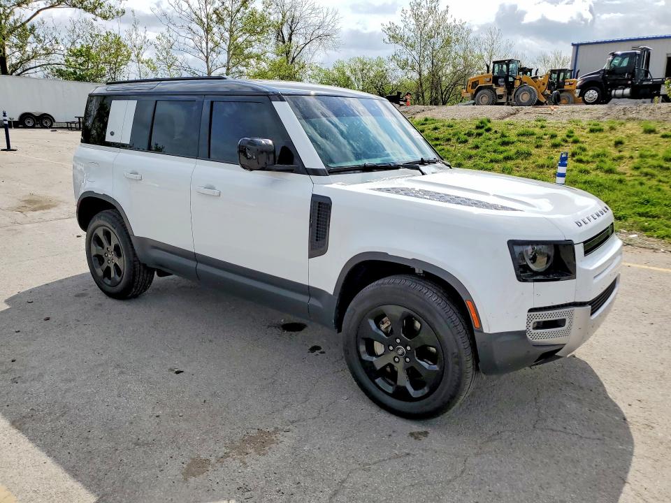2020 Land rover Defender VIN SALE9EEU1L2020876 COPART salvage auction — MINOR DENT/SCRATCHES, MO - CERTIFICATE OF TITLE, sold $30,250 on 2026-07-16 (photo 4)