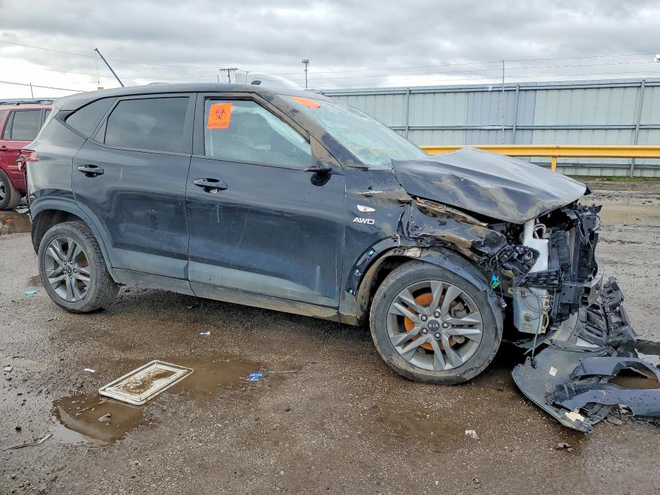 2021 Kia Seltos VIN KNDEPCAAXM7186587 COPART salvage auction — ALL OVER, Mi - Scrap Certificate Of Title, sold $1,350 on 2026-07-06 (photo 4)