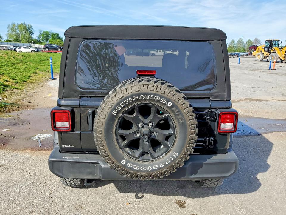 2021 Jeep Wrangler / VIN 1C4GJXAN3MW756584 COPART salvage auction — MINOR DENT/SCRATCHES, MO - CERTIFICATE OF TITLE, sold $17,300 on 2026-07-09 (photo 6)
