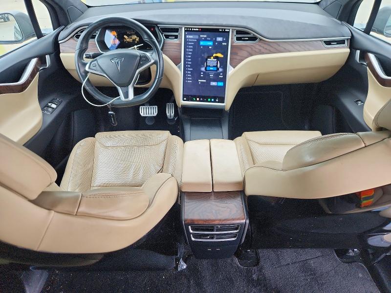2016 Tesla Model x VIN 5YJXCAE47GFS00618 COPART salvage auction — NORMAL WEAR, Tx - Certificate Of Title, sold $8,800 on 2026-07-02 (photo 8)
