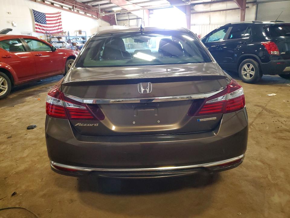 2017 Honda Accord VIN JHMCR6F56HC026457 COPART salvage auction — FRONT END, MI - CERTIFICATE OF TITLE, sold $1,700 on 2026-07-31 (photo 6)