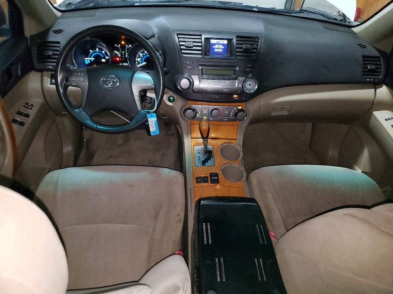 2008 Toyota Highlander VIN JTEEW41AX82003339 COPART salvage auction — MINOR DENT/SCRATCHES, Ak - Certificate Of Vehicle Title (P), sold $4,900 on 2026-07-14 (photo 8)