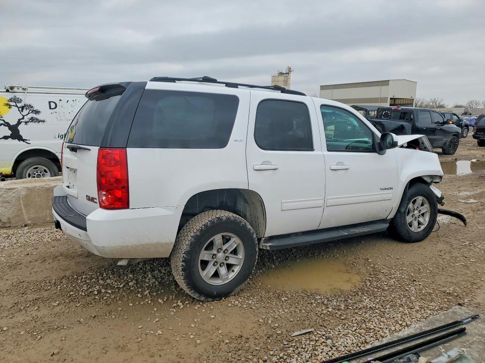 2012 Gmc Yukon VIN 1GKS2CE06CR103988 COPART salvage auction — FRONT END, Mo - Salvage Certificate Of Title, sold $975 on 2026-07-09 (photo 3)