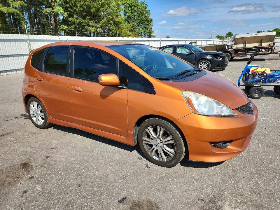 2011 Honda Fit VIN JHMGE8H59BC004238 COPART salvage auction — REAR END, Nc - Salvage Certificate Of Title, sold $450 on 2026-07-23 (photo 4)