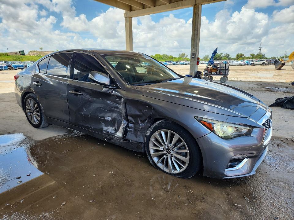 2021 Infiniti Q50 VIN JN1EV7BR1MM754179 COPART salvage auction — SIDE, Fl - Cert Of Title Slvg Rebuildable, sold $3,150 on 2026-08-01 (photo 4)