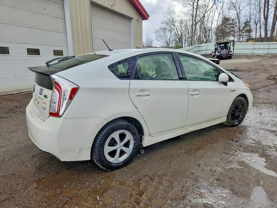 2015 Toyota Prius VIN JTDKN3DU0F1876188 COPART salvage auction — FRONT END, Vt - Cert Of Title-Salvage Vehicle, sold $1,750 on 2026-07-20 (photo 3)