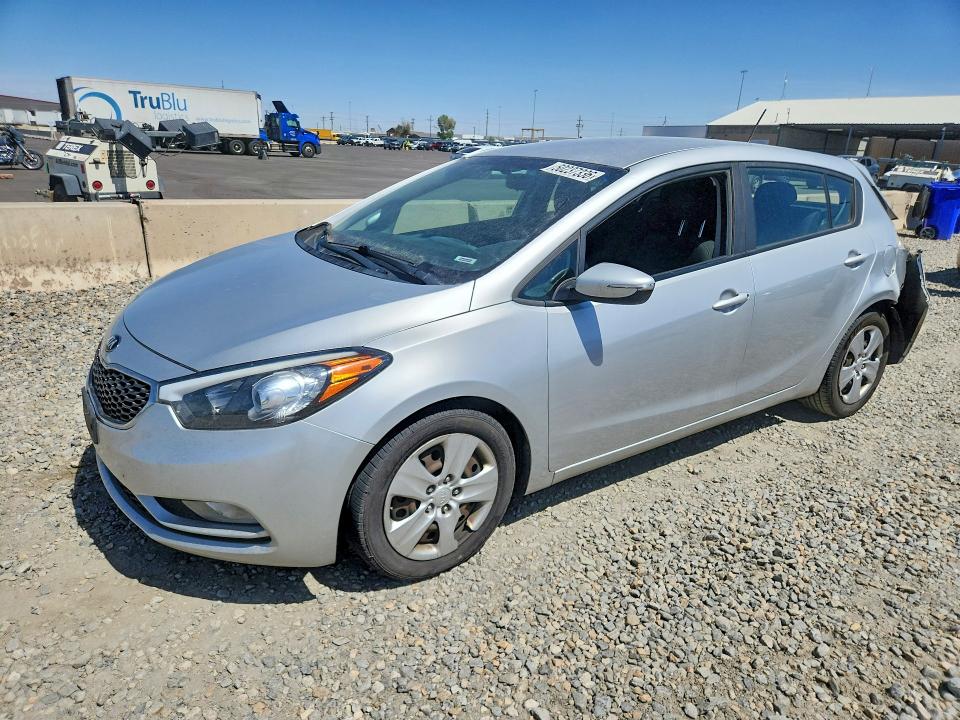 2016 Kia Forte VIN KNAFK5A82G5585194 COPART salvage auction — REAR END, CO - PUBLIC - SALVAGE TITLE, sold $700 on 2026-07-09 (photo 1)
