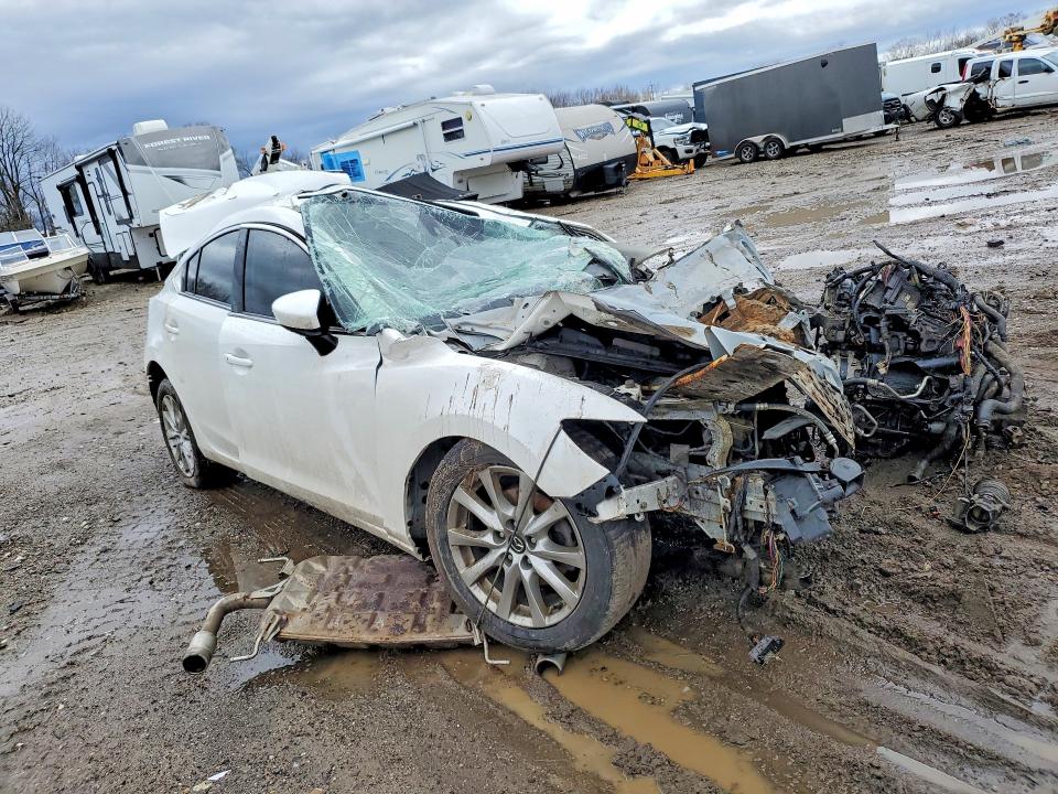 2014 Mazda 6 VIN JM1GJ1V61E1119322 COPART salvage auction — ROLLOVER, MI - CERTIFICATE OF TITLE, sold $175 on 2026-07-24 (photo 4)