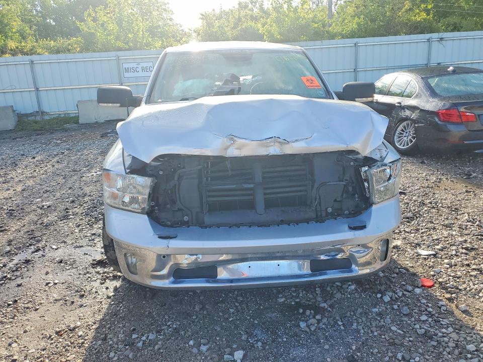 2017 Ram 1500 VIN 1C6RR6GTXHS582518 COPART salvage auction — FRONT END, MO - SALVAGE CERTIFICATE OF TITLE, sold $2,200 on 2026-07-25 (photo 5)