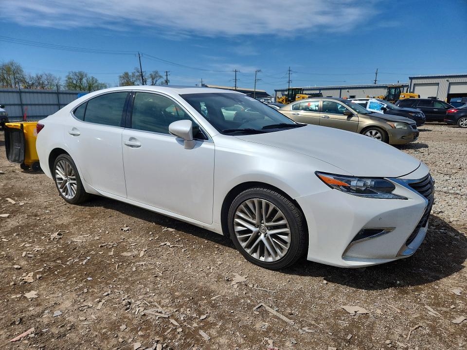 2016 Lexus VIN JTHBK1GG6G2219148 COPART salvage auction — SIDE, Il - Salvage Certificate, sold $6,000 on 2026-07-29 (photo 4)