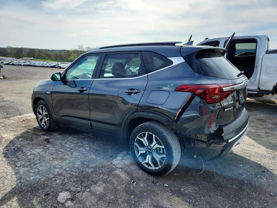 2022 Kia Seltos VIN KNDERCAA6N7289467 COPART salvage auction — REAR END, Va - Cert Of Title - Salvage, sold $6,100 on 2026-07-17 (photo 2)