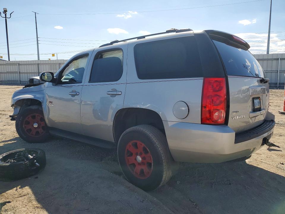 2008 Gmc Yukon VIN 1GKFC13078R146362 COPART salvage auction — FRONT END, Nv - Salvage Title, sold $125 on 2026-07-02 (photo 2)