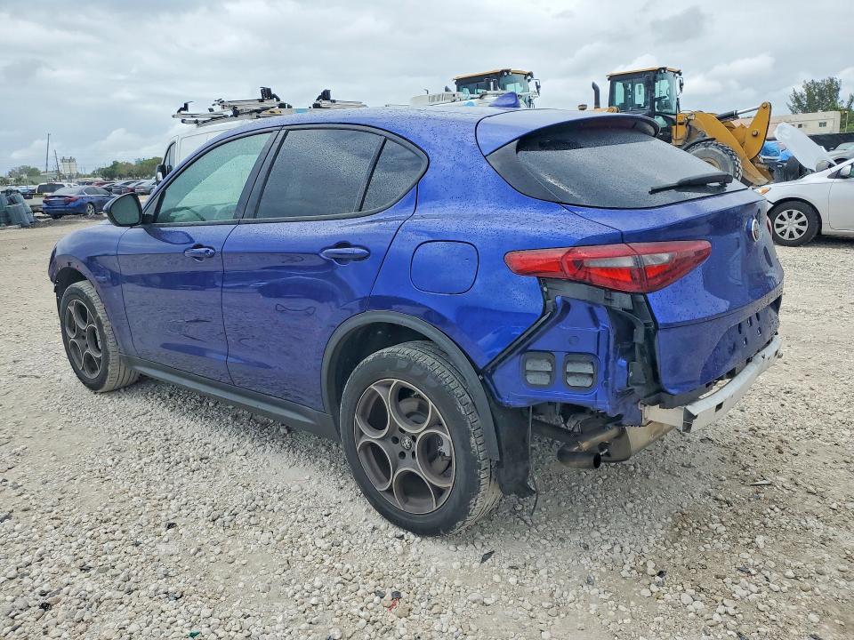 2023 Alfa romeo Stelvio VIN ZASPAJAN4P7D50509 COPART salvage auction — FRONT END, Fl - Cert Of Title Slvg Rebuildable, sold $6,600 on 2026-07-21 (photo 2)