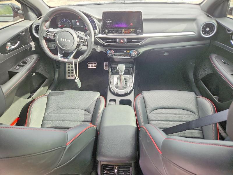 2024 Kia Forte VIN 3KPF44AC4RE728083 COPART salvage auction — REAR END, Fl - Cert Of Title Slvg Rebuildable, sold $7,200 on 2026-08-27 (photo 8)