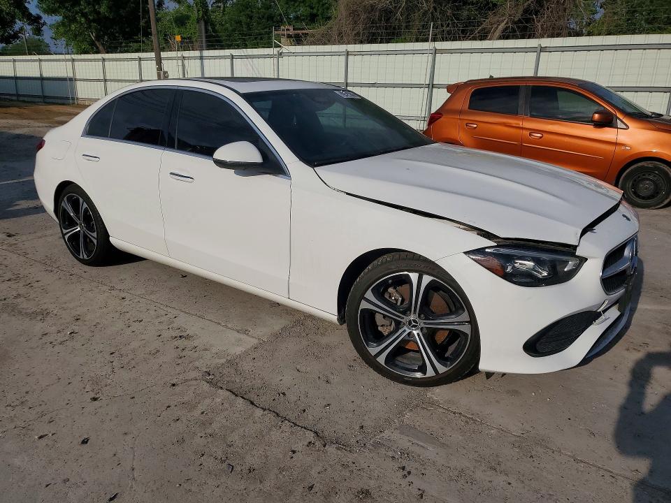 2022 Mercedes-benz C class VIN W1KAF4GB8NR014092 COPART salvage auction — ENGINE BURN, Tx - Salvage Vehicle Title, sold $15,600 on 2026-07-14 (photo 4)