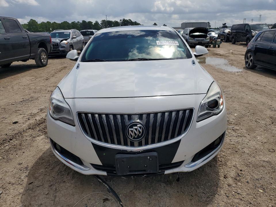 2016 Buick Regal VIN 2G4GS5GX8G9202945 COPART salvage auction — REAR END, Tx - Salvage Vehicle Title, sold $1,050 on 2026-07-10 (photo 5)