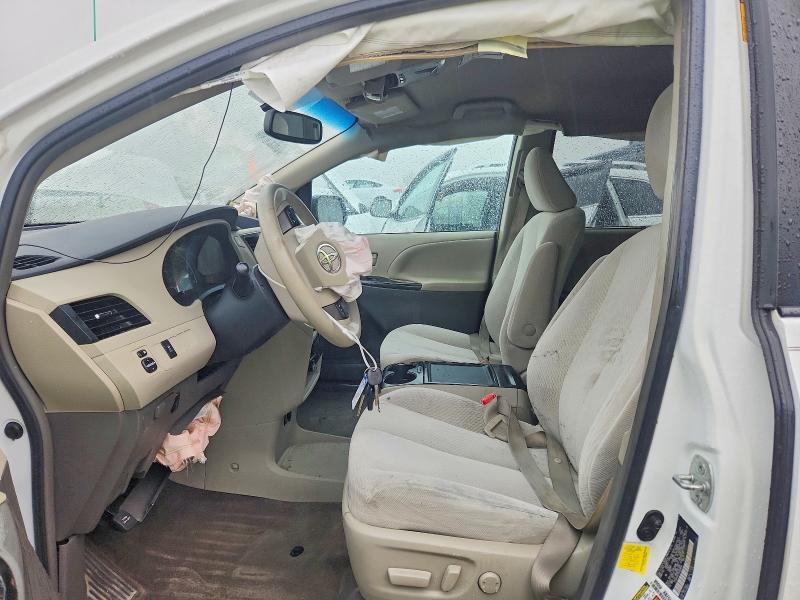 2013 Toyota Sienna VIN 5TDKK3DC3DS308694 COPART salvage auction — FRONT END, In - Certificate Of Title, sold $850 on 2026-07-09 (photo 7)