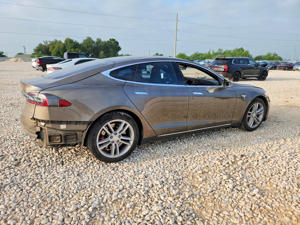 2015 Tesla Model s VIN 5YJSA1E42FF115359 COPART salvage auction — REAR END, Tx - Salvage Vehicle Title, sold $3,100 on 2026-07-02 (photo 3)