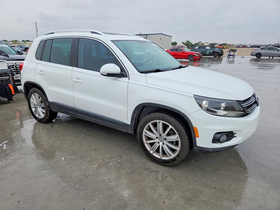 2015 Volkswagen VIN WVGAV7AX8FW598611 COPART salvage auction — HAIL, Tx - Certificate Of Title, sold $2,550 on 2026-07-28 (photo 4)