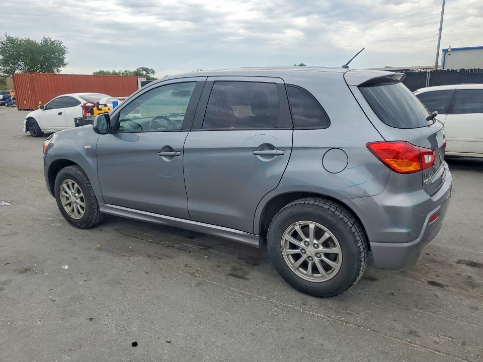 2011 Mitsubishi Outlander VIN JA4AP3AU1BZ012119 COPART salvage auction — SIDE, Id - Salvage Certificate Of Title, sold $1,000 on 2026-07-30 (photo 2)