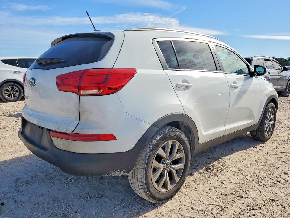 2016 Kia Sportage VIN KNDPB3AC4G7853814 COPART salvage auction — UNDERCARRIAGE, Tx - Salvage Vehicle Title, sold $1,800 on 2026-07-07 (photo 3)
