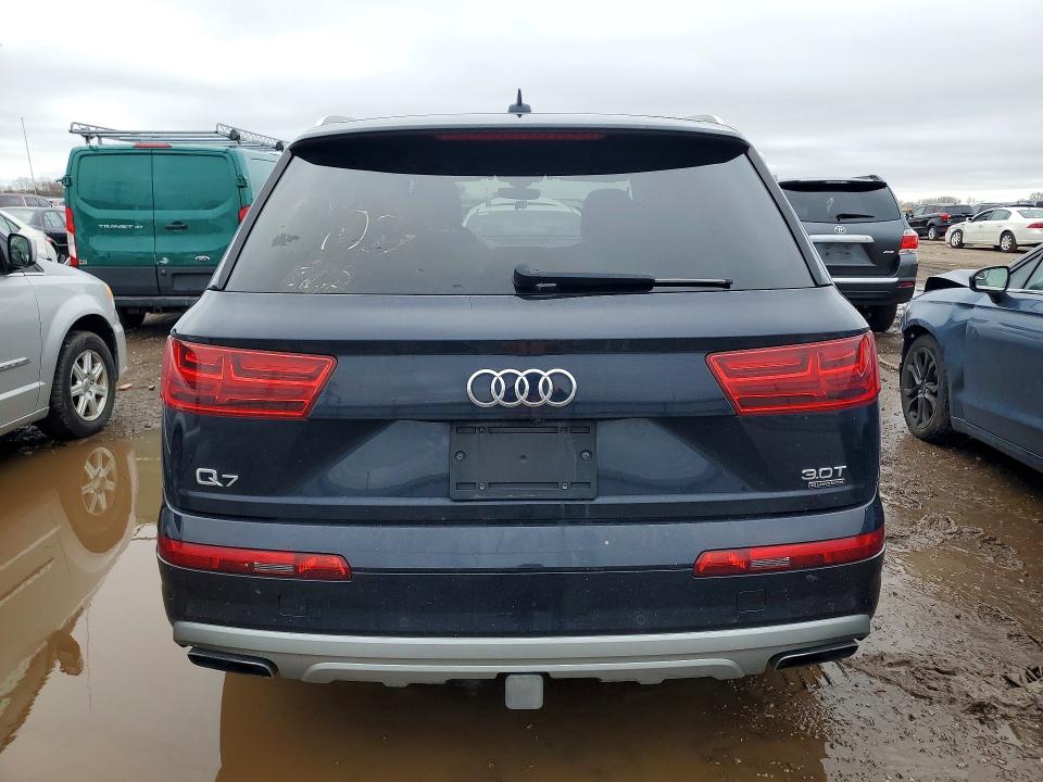 2017 Audi Q7 VIN WA1LAAF78HD025022 COPART salvage auction — NORMAL WEAR, Fl - Certificate Of Title, sold $5,900 on 2026-07-21 (photo 6)