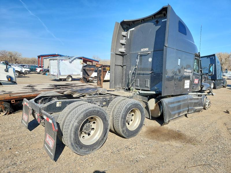 2024 Peterbilt 579 VIN 1XPBD49X5RD662620 COPART salvage auction — SIDE, ID - SALVAGE CERTIFICATE OF TITLE, sold $43,000 on 2026-09-17 (photo 4)
