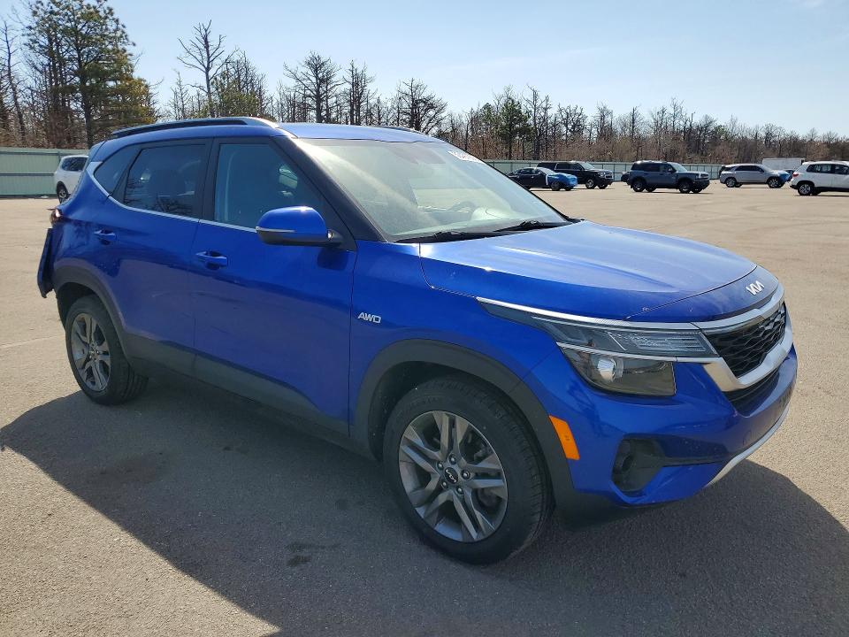 2022 Kia Seltos VIN KNDEUCAA5N7266518 COPART salvage auction — REAR END, Ny - Mv-907A Salvage Certificate, sold $4,600 on 2026-07-06 (photo 4)