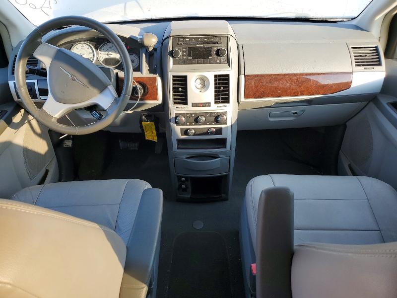 2010 Chrysler Town & country VIN 2A4RR5D15AR229160 COPART salvage auction — FRONT END, TN - SALVAGE CERTIFICATE, sold $425 on 2026-07-09 (photo 8)