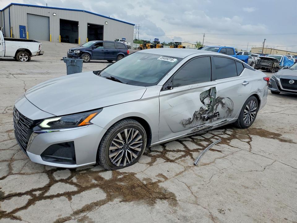 2024 Nissan Altima VIN 1N4BL4DV8RN302865 — COPART salvage auction photo