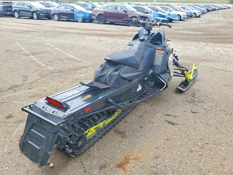 2019 Polaris 795 cc VIN SN1EEC8P4KC335710 COPART salvage auction — BURN, MI - SNOWMOBILE REGISTRATION, sold $575 on 2026-07-24 (photo 4)