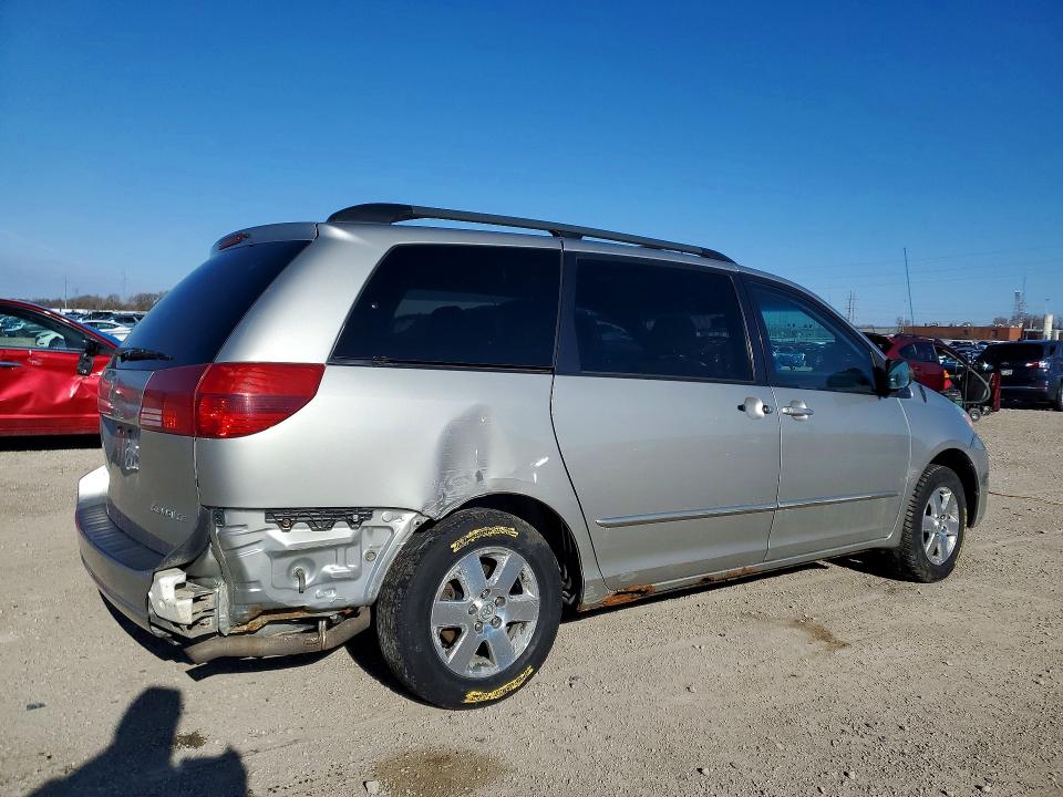 2005 Toyota Sienna VIN 5TDZA23C75S326565 COPART salvage auction — REAR END, IA - CERT OF TITLE-SALVAGE TITLE, sold $550 on 2026-07-08 (photo 3)