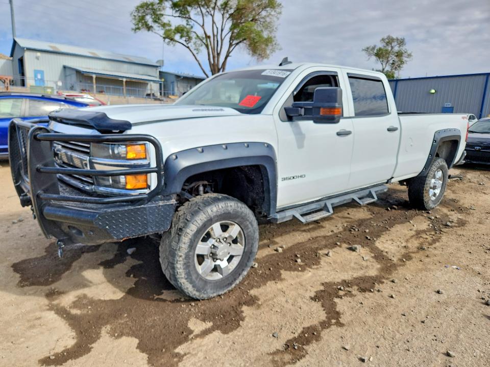 2018 Chevrolet Silverado 3500 VIN 1GC4KYCY5JF167867 — COPART salvage auction photo