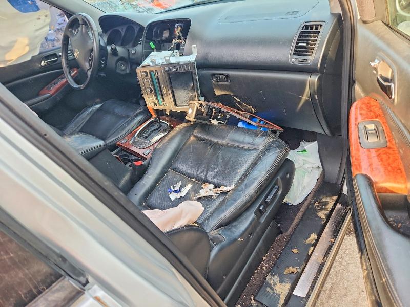 2005 Acura Mdx VIN 2HNYD18945H555398 COPART salvage auction — ROLLOVER, PA - CERTIFICATE OF SALVAGE, sold $325 on 2026-07-02 (photo 8)
