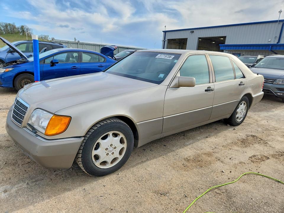 1994 Mercedes-benz S VIN WDBGA43E1RA145743 COPART salvage auction — NORMAL WEAR, Wi - Certificate Of Title, sold $525 on 2026-07-28 (photo 1)