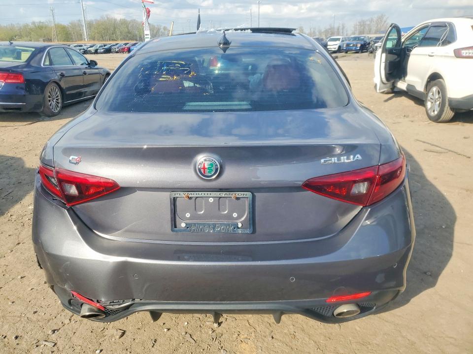 2017 Alfa romeo Giulia VIN ZARFAEDN9H7555662 COPART salvage auction — FRONT END, Mi - Certificate Of Title, sold $2,150 on 2026-07-10 (photo 6)