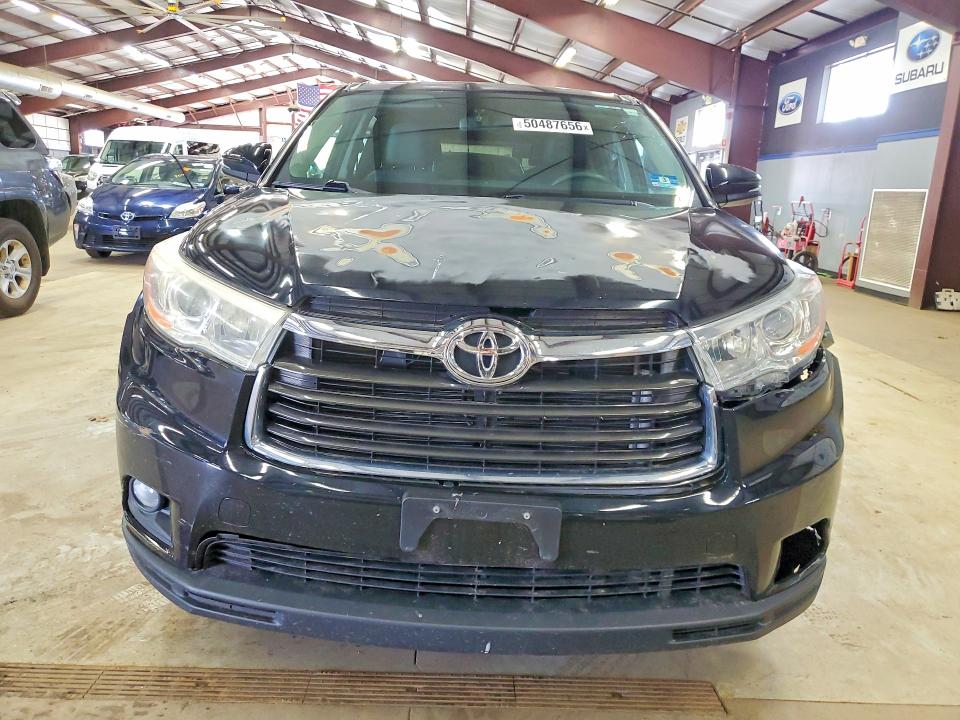 2014 Toyota Highlander VIN 5TDBKRFH8ES023860 COPART salvage auction — FRONT END, Nj - Certificate Of Title (P), sold $6,700 on 2026-07-20 (photo 5)