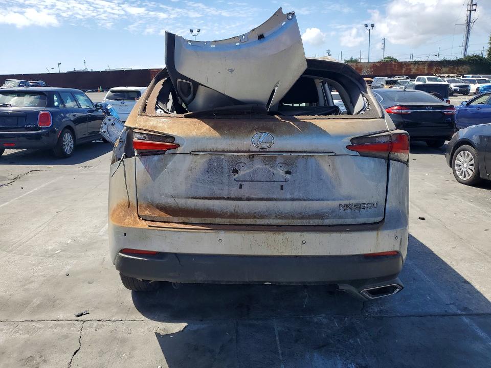 2016 Lexus Nx VIN JTJYARBZ3G2025955 COPART salvage auction — FRONT END, TX - CERT OF TITLE W/SALVAGE HISTOR, sold $3,100 on 2026-07-31 (photo 6)