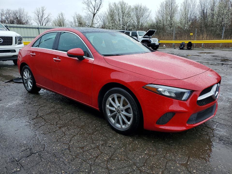 2020 Mercedes-benz A-klasse VIN WDD3G4FB4LW039481 COPART salvage auction — UNDERCARRIAGE, Mi - Certificate Of Title, sold $5,200 on 2026-07-28 (photo 4)
