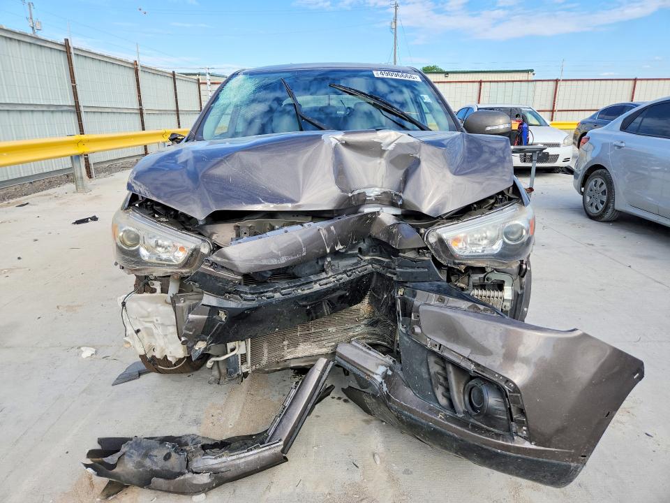 2019 Mitsubishi VIN JA4AP3AUXKU033838 COPART salvage auction — FRONT END, Tx - Nonrepairable Title, sold $1,700 on 2026-07-10 (photo 5)