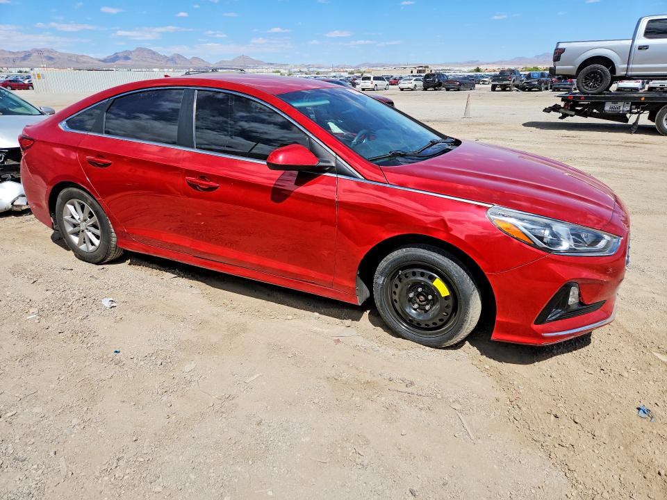 2019 Hyundai Sonata VIN 5NPE24AF3KH792872 COPART salvage auction — VANDALISM, NV - SALVAGE TITLE, sold $900 on 2026-07-09 (photo 4)