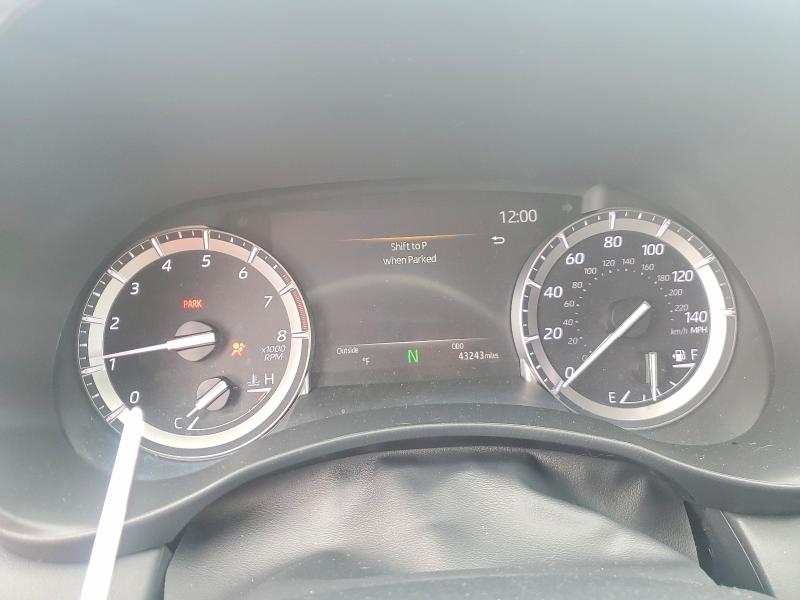 2022 Toyota VIN 5TDGZRBH6NS239634 COPART salvage auction — HAIL, Ia - Cert Of Title-Salvage Title, sold $18,600 on 2026-07-24 (photo 9)
