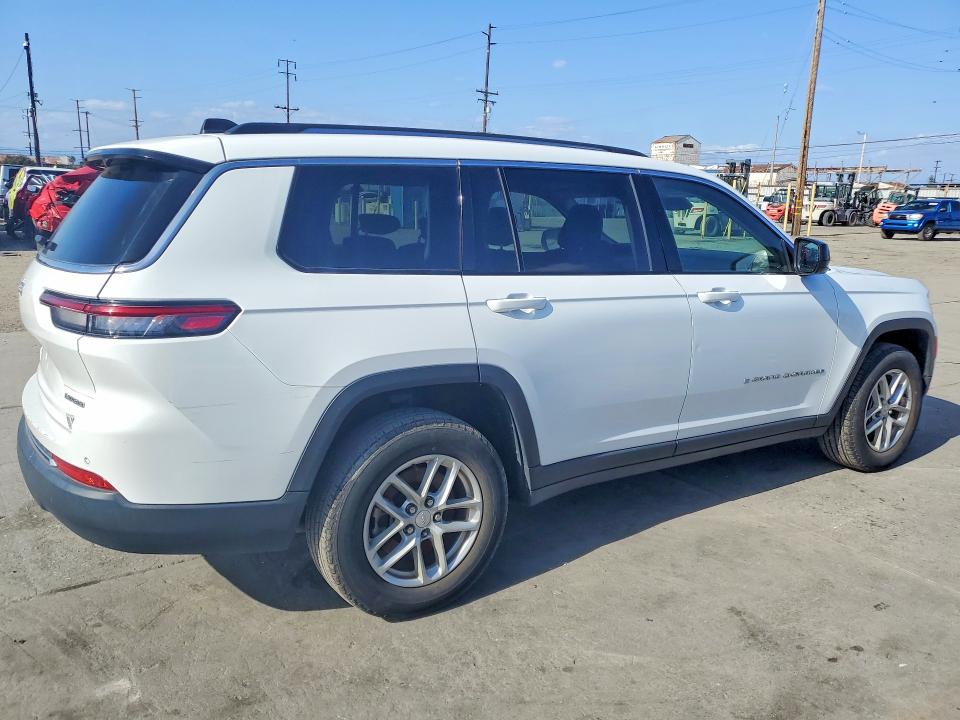 2023 Jeep Grand cherokee l VIN 1C4RJKAGXP8865842 COPART salvage auction — FRONT END, Hi - Dis/Dlr/Exp Only Salvage Title, sold $13,500 on 2026-07-07 (photo 3)