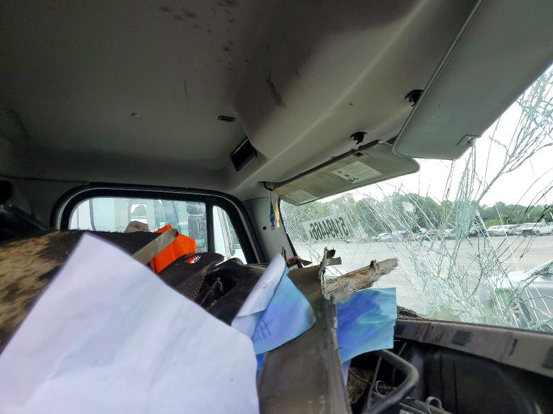 2021 Freightliner M2 VIN 3ALACWD30MDMS7652 COPART salvage auction — FRONT END, NC - SALVAGE CERTIFICATE OF TITLE, sold $1,300 on 2026-07-29 (photo 9)