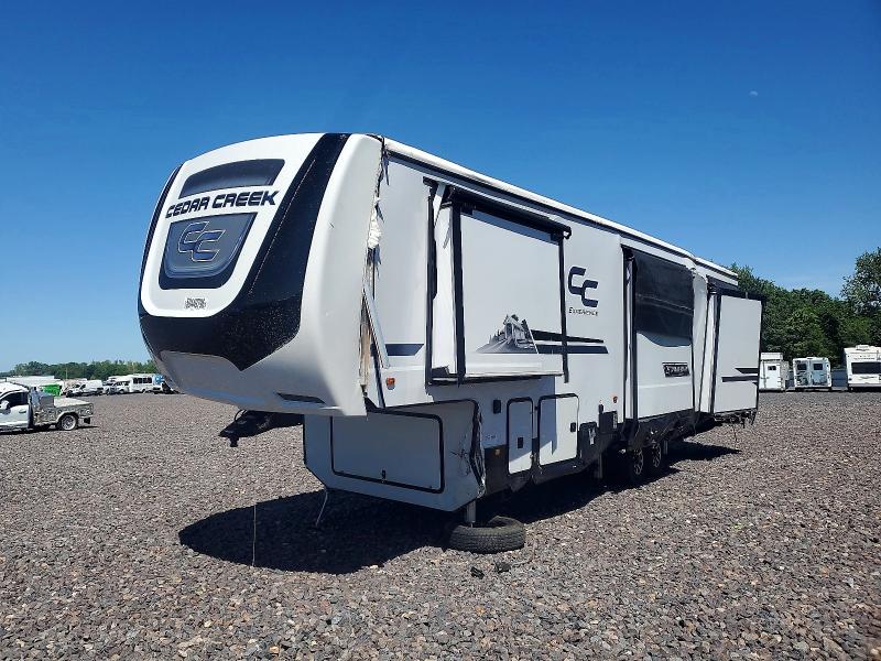 2024 Forester VIN 4X4FCRJ24RS233137 COPART salvage auction — ROLLOVER, KS - CERT OF TITLE-SALVAGE, sold $5,100 on 2026-07-16 (photo 2)
